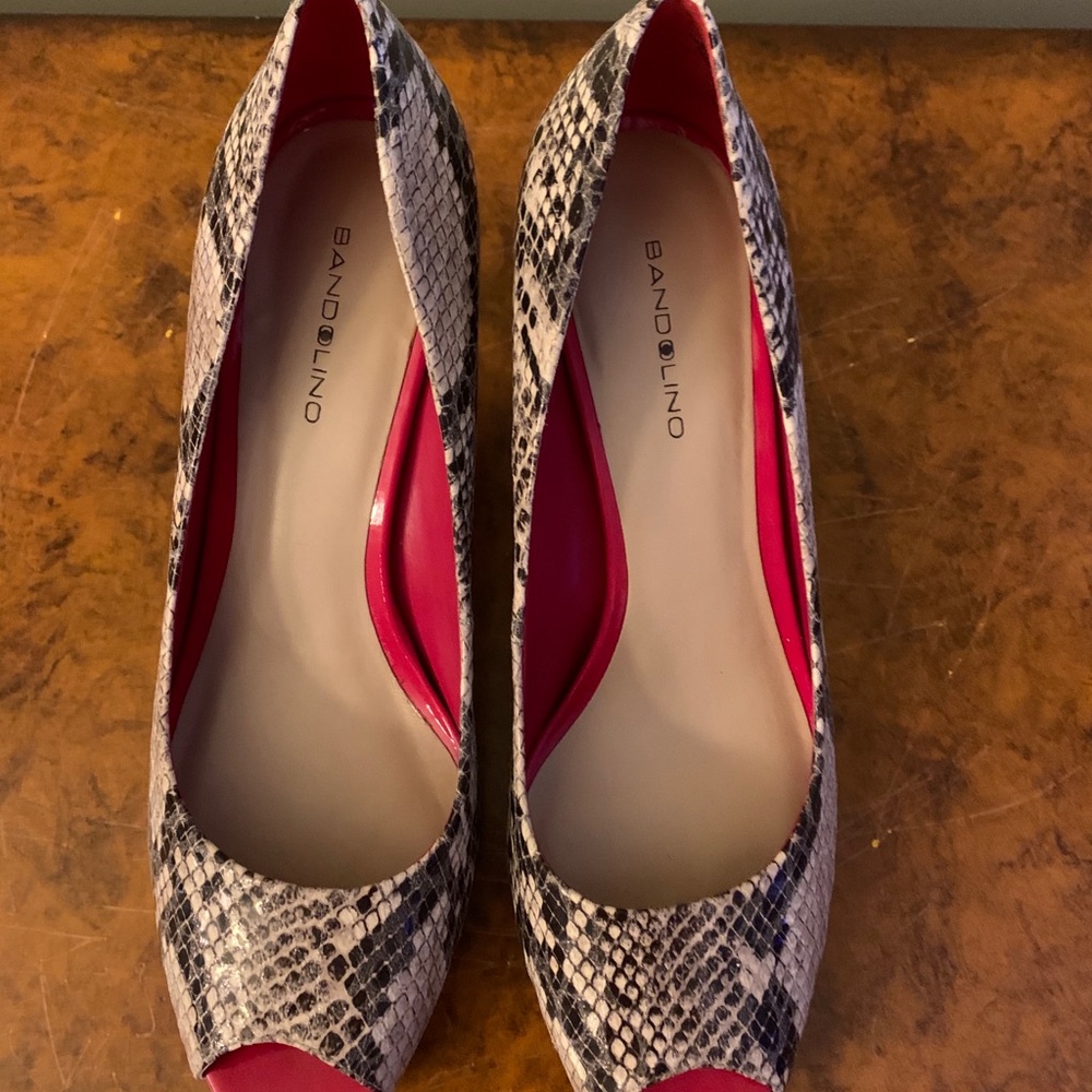 Bandolino Infatuate Heels, 10m Nwot